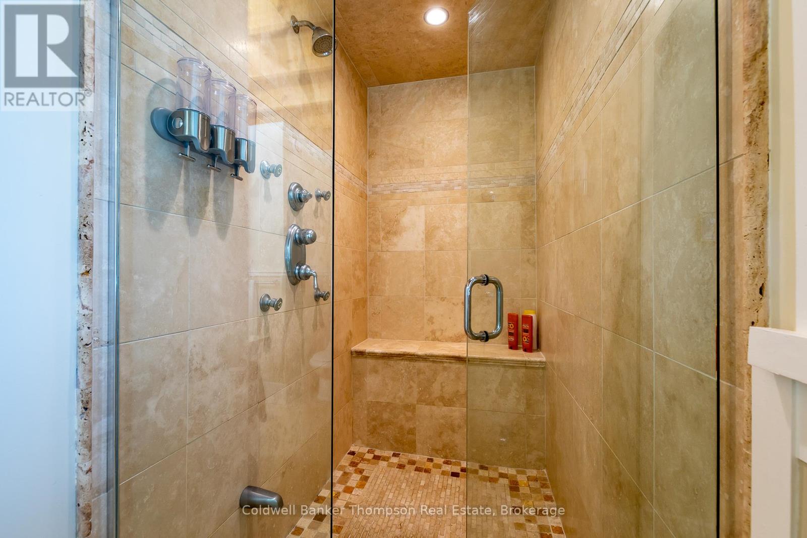 21 Deerhurst Highlands Drive, Huntsville, Ontario  P1H 1B1 - Photo 20 - X12416481