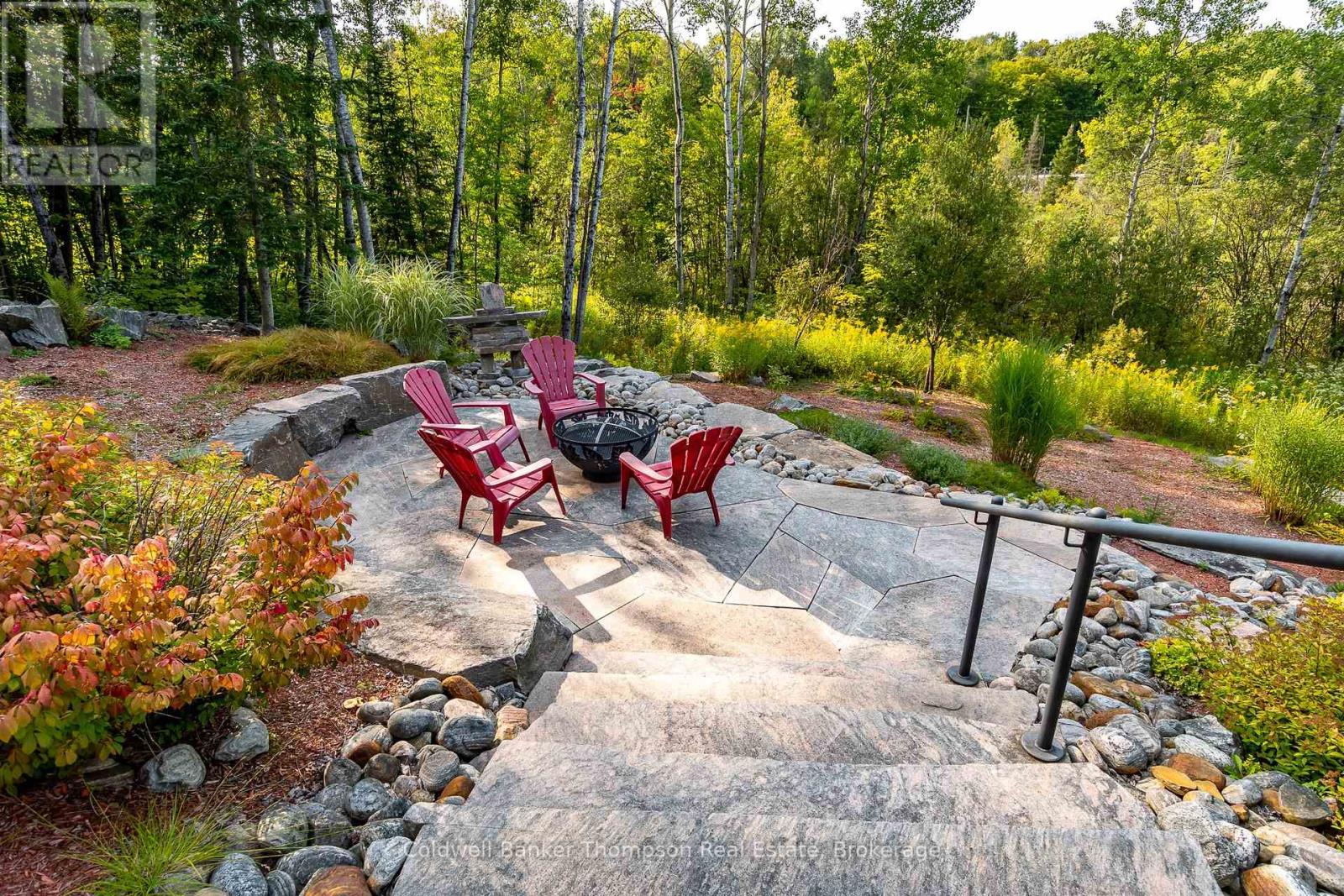 21 Deerhurst Highlands Drive, Huntsville, Ontario  P1H 1B1 - Photo 44 - X12416481