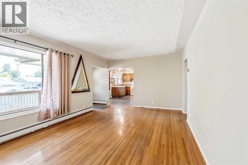 Property at 1802 11 Avenue N image 4