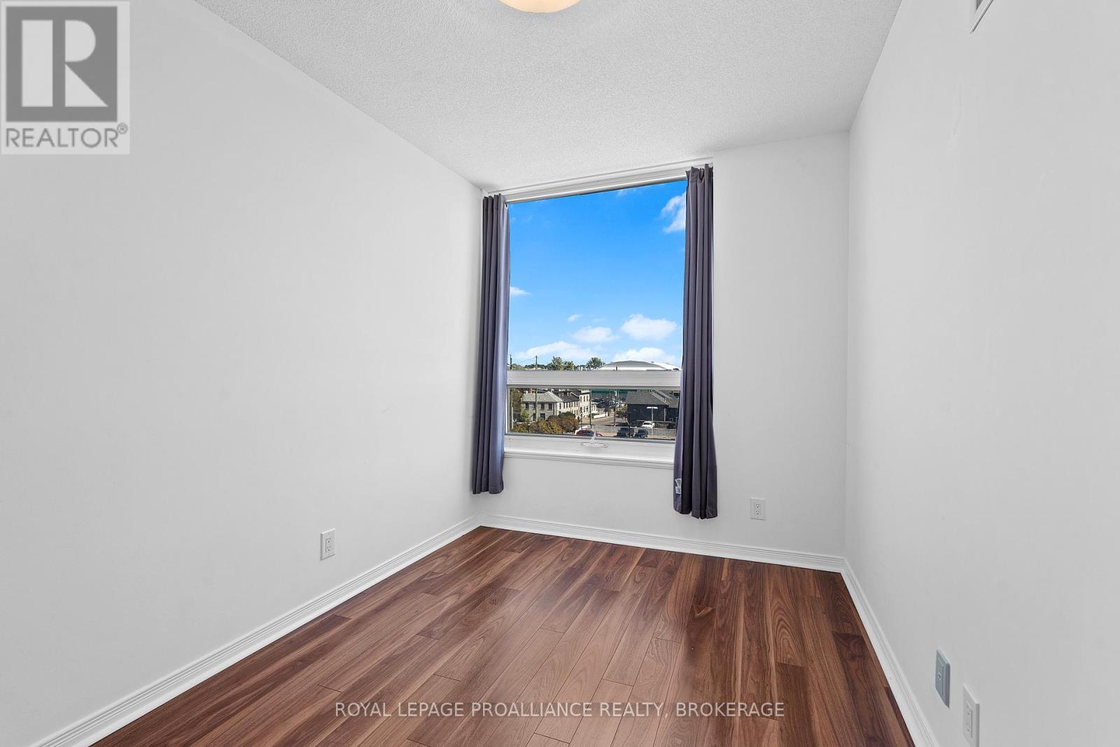 406 - 121 Queen Street, Kingston, Ontario  K7K 0G6 - Photo 23 - X12416489