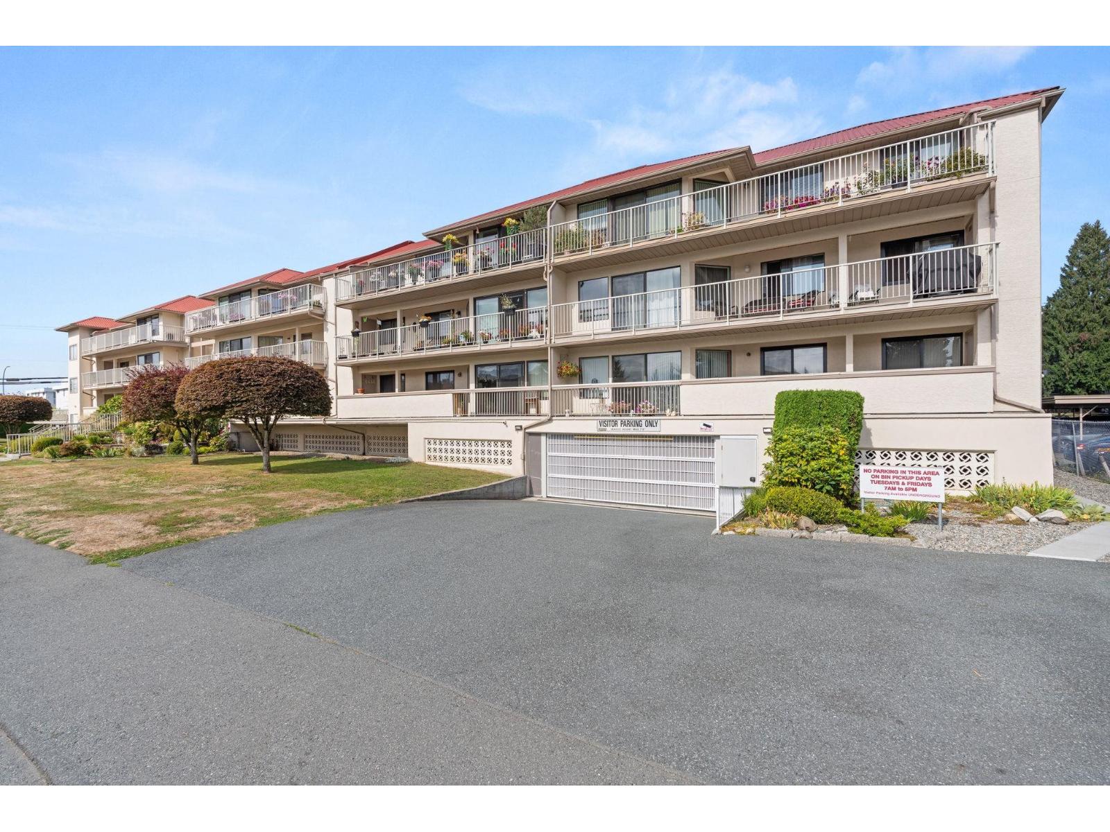 109 33233 E Bourquin Crescent, Abbotsford, British Columbia  V2S 1Y2 - Photo 2 - R3049218