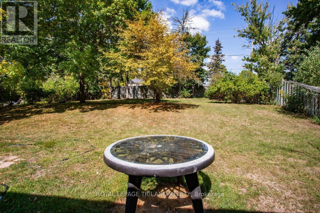 75 Tweed Crescent, London North, Ontario  N5X 1Z5 - Photo 48 - X12416468