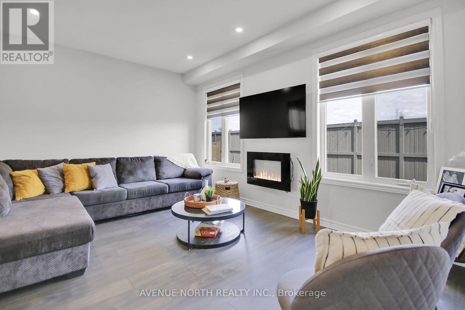 4772 Abbott Street E, Ottawa, Ontario  K2V 0L4 - Photo 13 - X12416503