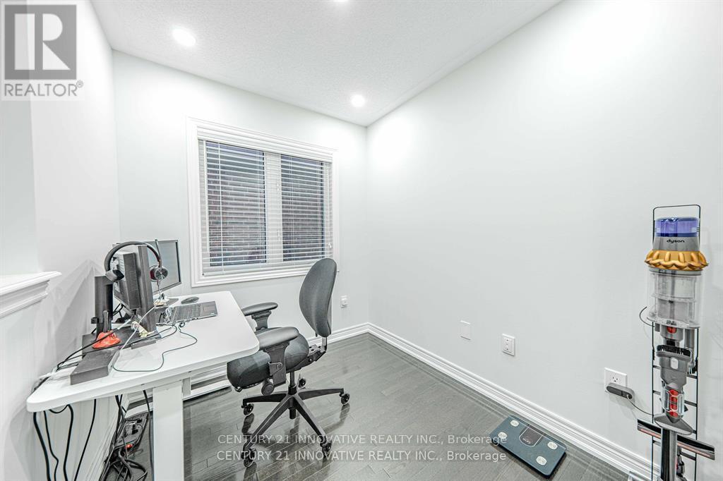 Upper - 59 Speedwell Street W, Brampton, Ontario  L6X 0R8 - Photo 21 - W12416405