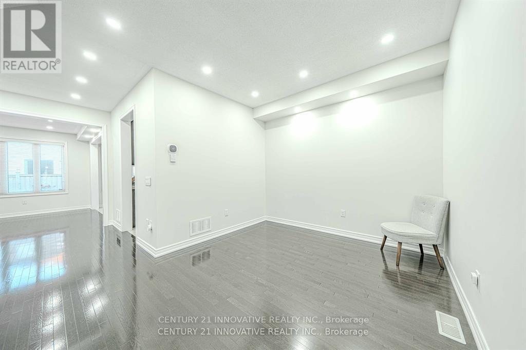 Upper - 59 Speedwell Street W, Brampton, Ontario  L6X 0R8 - Photo 6 - W12416405