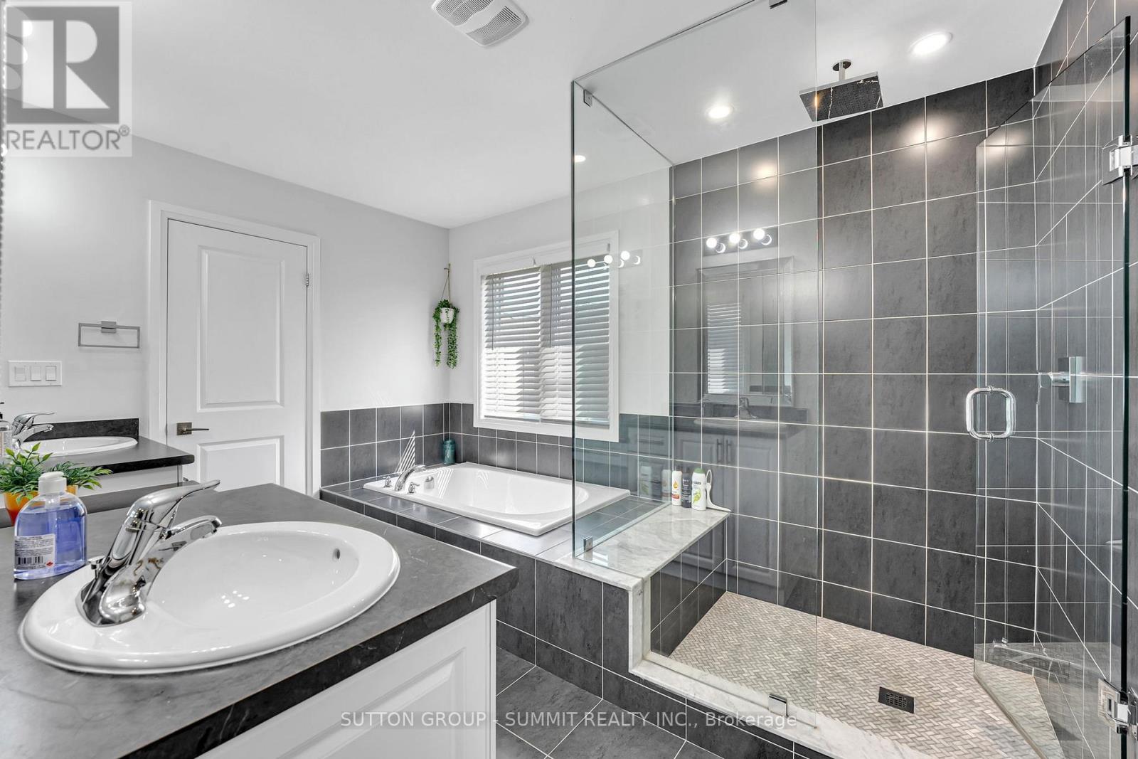 15 Rolling Rock Way, Brampton, Ontario  L6Y 6H3 - Photo 33 - W12416423