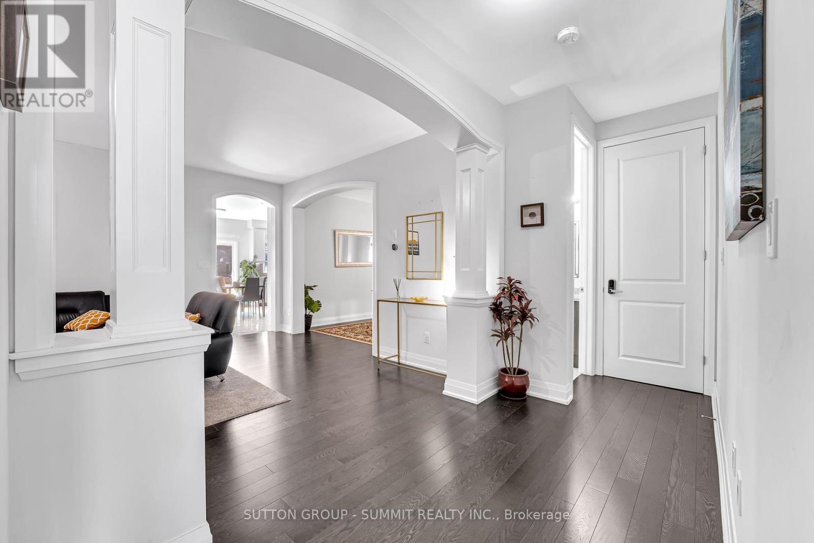 Property at 15 ROLLING ROCK WAY image 5