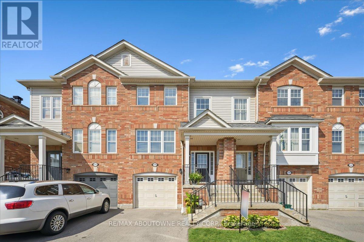 Discover this spacious 3-bedroom townhouse located in the highly sought-after Westmount neighborhood. The main floor boasts a spacious open-concept design, seamlessly combining the living and dining areas perfect for entertaining guests or enjoying family time. The bright and functional eat-in kitchen features a convenient breakfast bar and flows into a cozy family room.  Upstairs, you'll find a generously sized primary bedroom complete with a private 4-piece ensuite and a walk-in closet. Two additional well-appointed bedrooms and another full 4-piece bathroom provide ample space for a growing family. The fully finished lower level includes a versatile recreation room with a walk-out to the backyard, offering additional living space for a home office, gym, or playroom. This level also includes a laundry area and direct access to the attached garage for added convenience. Located close to all essential amenities including high ranking schools, parks, shopping, public transit and Bronte GO, major highways, the hospital, and even your favorite coffee stop at Starbucks this home offers the perfect blend of comfort, style, and convenience.  Additional Features: freshly painted, new roof (2024), Washer, Dryer & Dishwasher (2024) this is a must see!!! (id:48254)