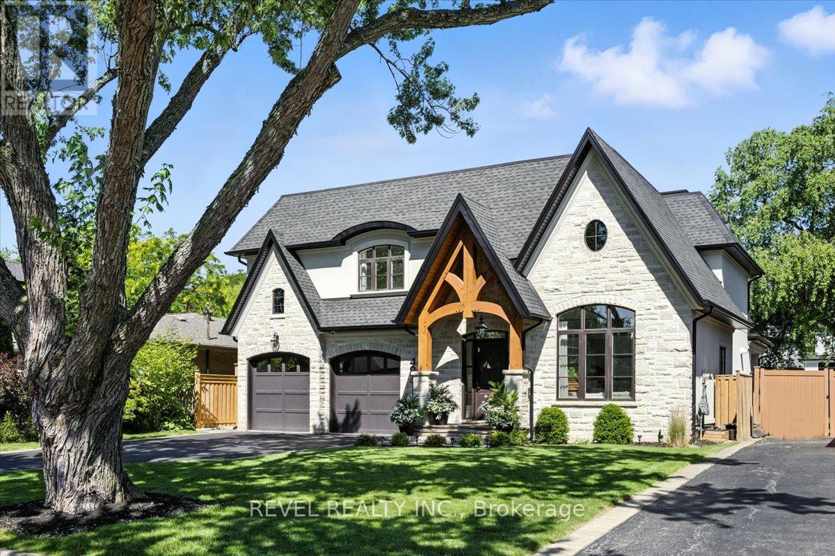 493 Brookside Drive, Oakville, Ontario  L6K 1R4 - Photo 2 - W12416428