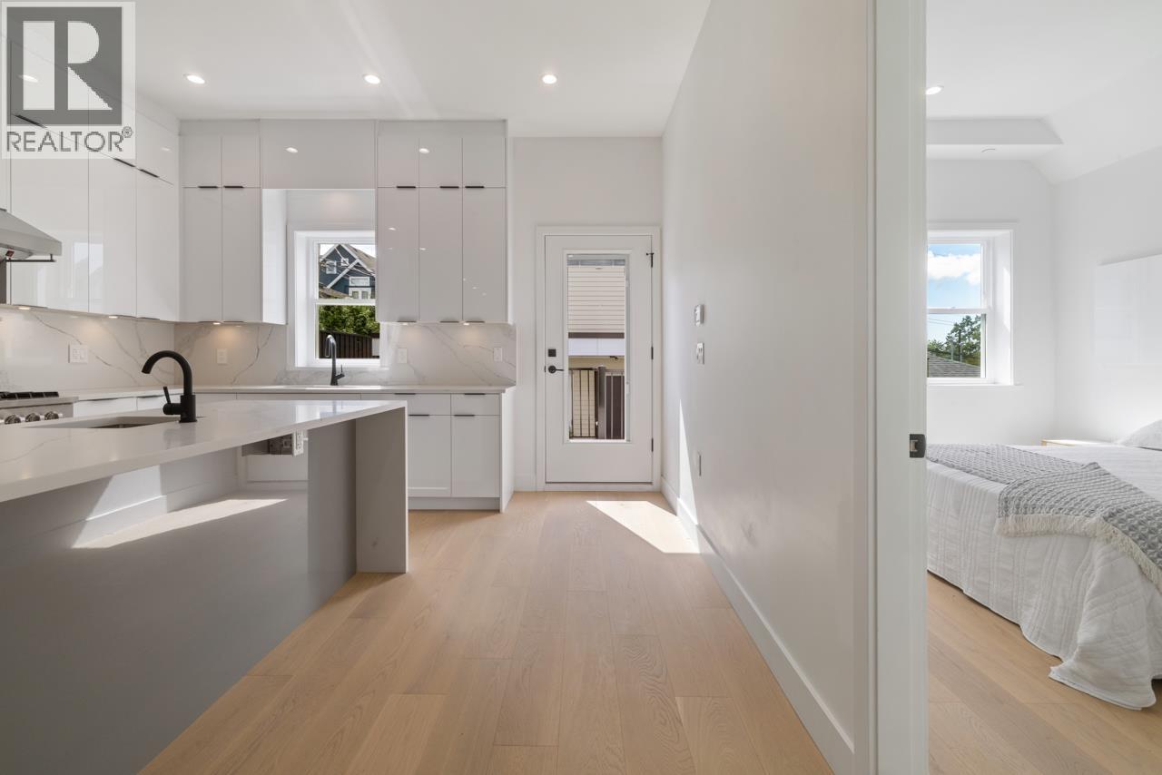 1 2022 E 4th Avenue, Vancouver, British Columbia  V5N 1K4 - Photo 15 - R3050225