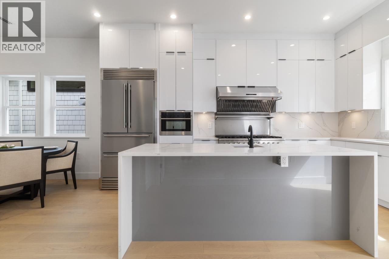 1 2022 E 4th Avenue, Vancouver, British Columbia  V5N 1K4 - Photo 7 - R3050225