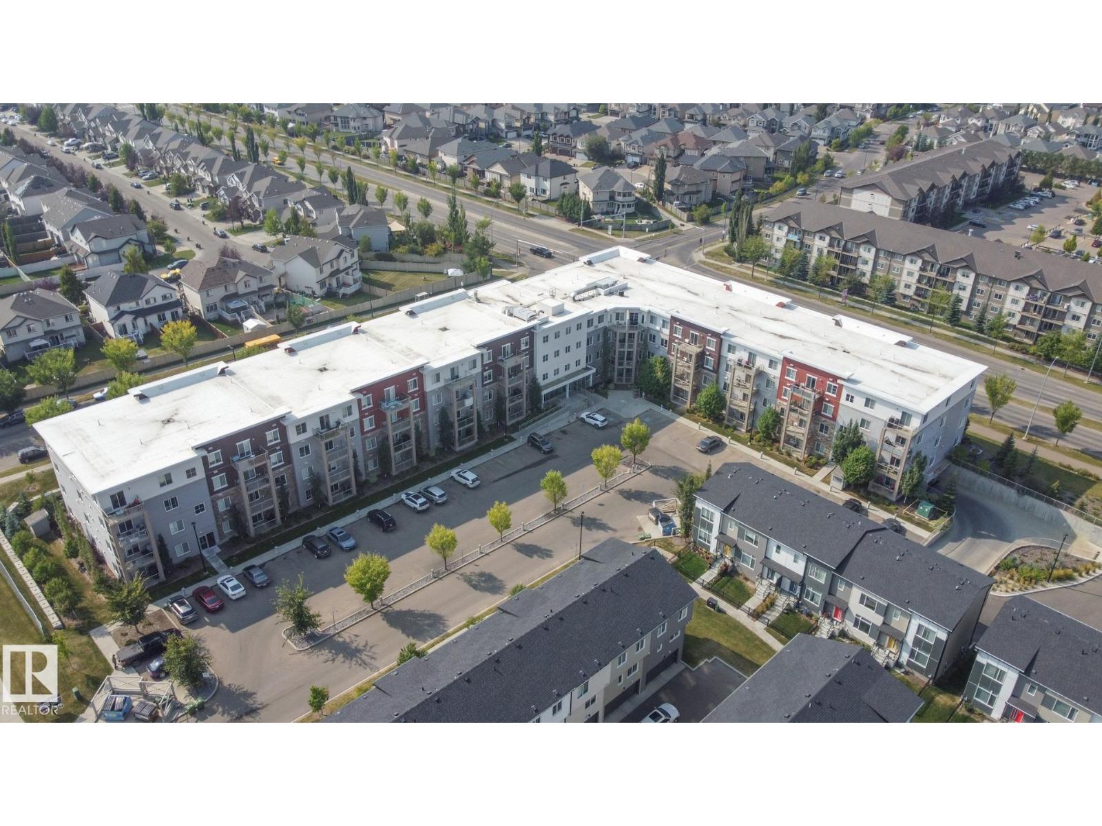 #201 812 WELSH DR SW, Edmonton, Alberta