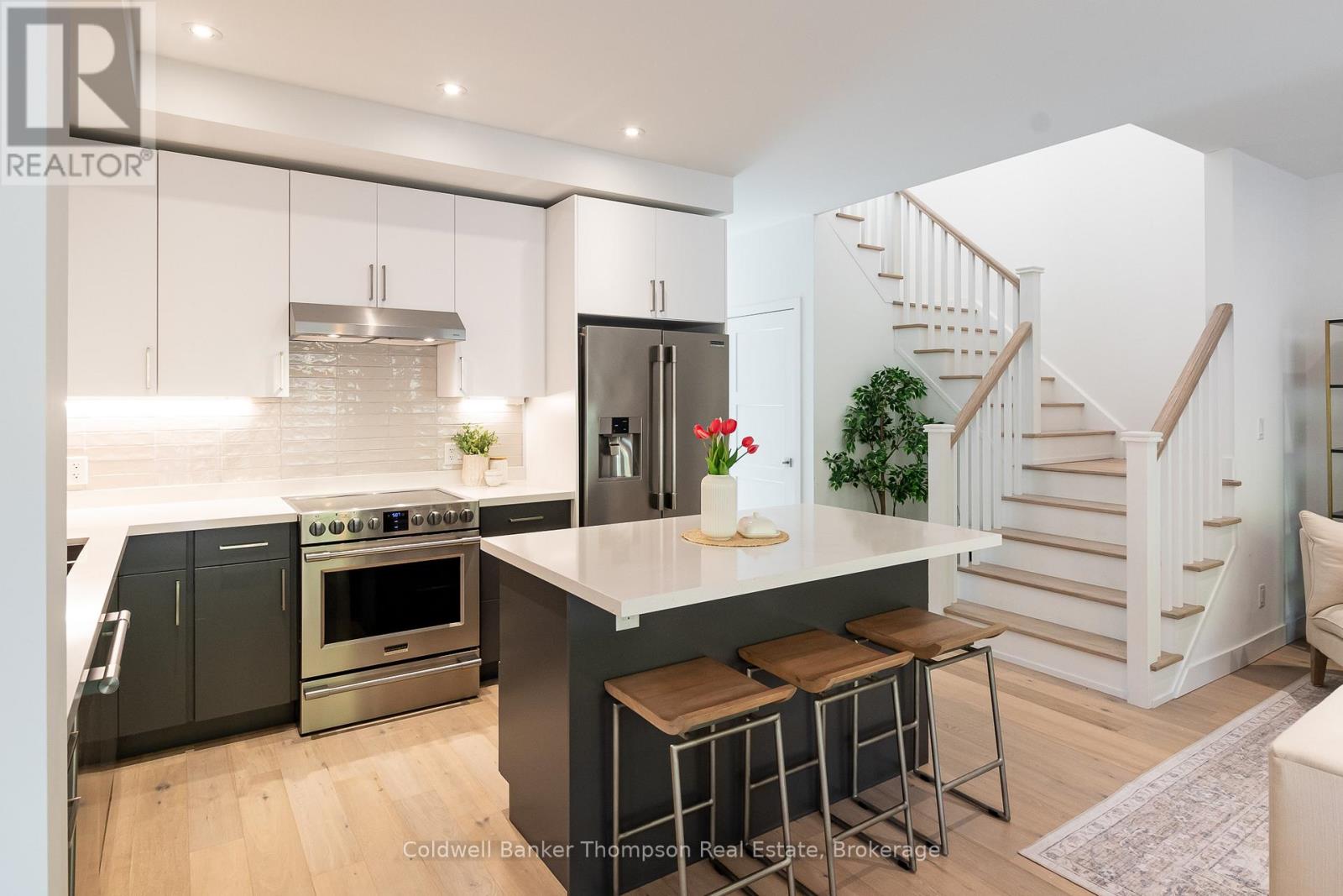 21 Cascade Lane, Huntsville, Ontario  P1H 1Y3 - Photo 11 - X12401039