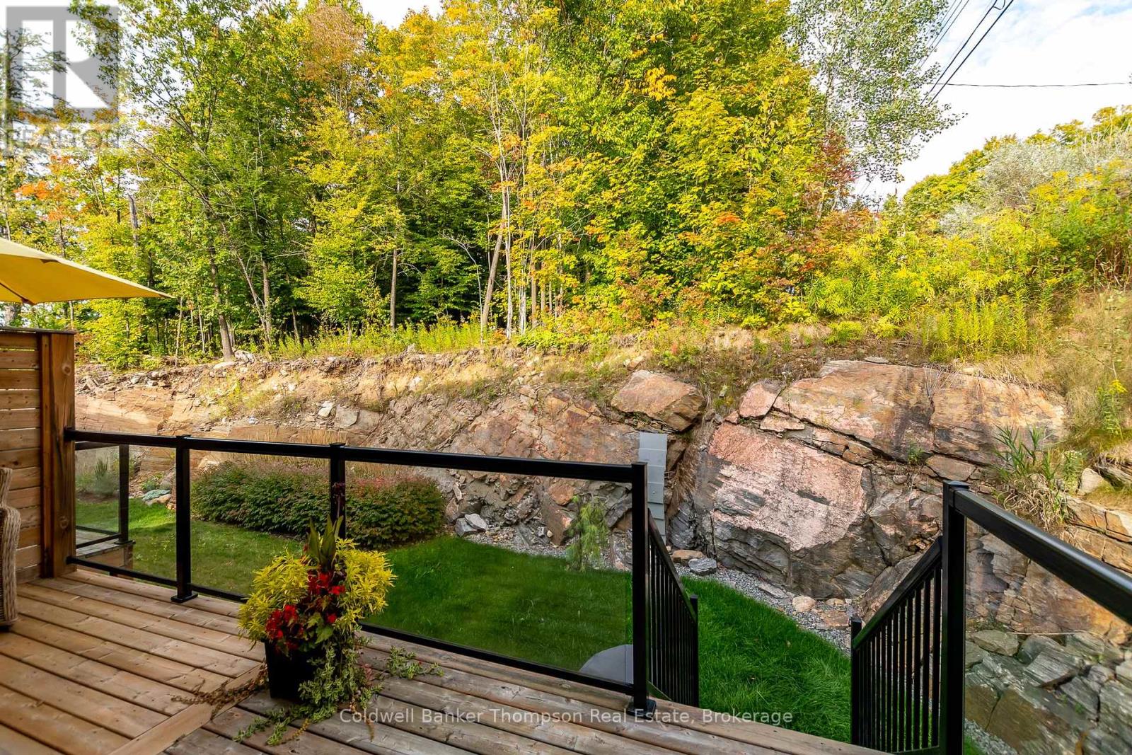 21 Cascade Lane, Huntsville, Ontario  P1H 1Y3 - Photo 18 - X12401039