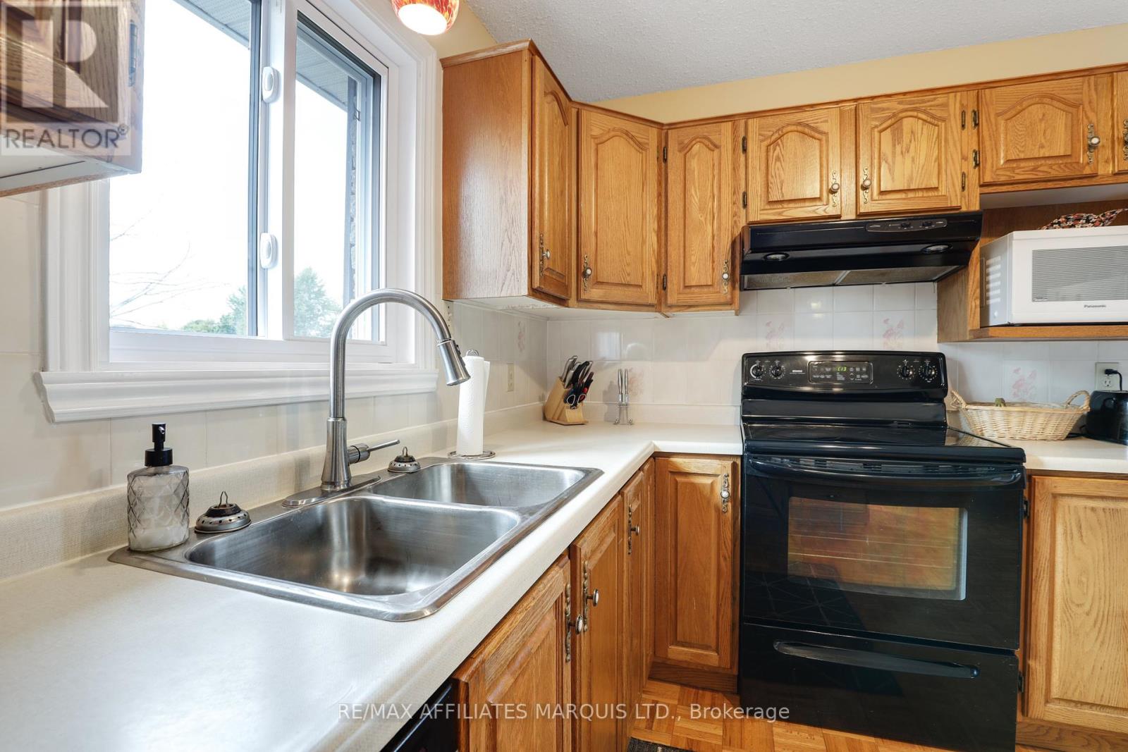 3294 St John Street N, North Stormont, Ontario  K0C 1E0 - Photo 16 - X12416501