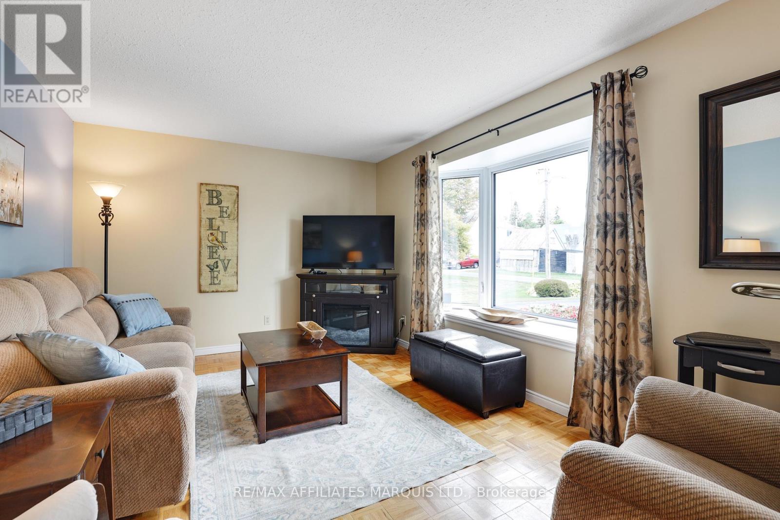 3294 St John Street N, North Stormont, Ontario  K0C 1E0 - Photo 7 - X12416501