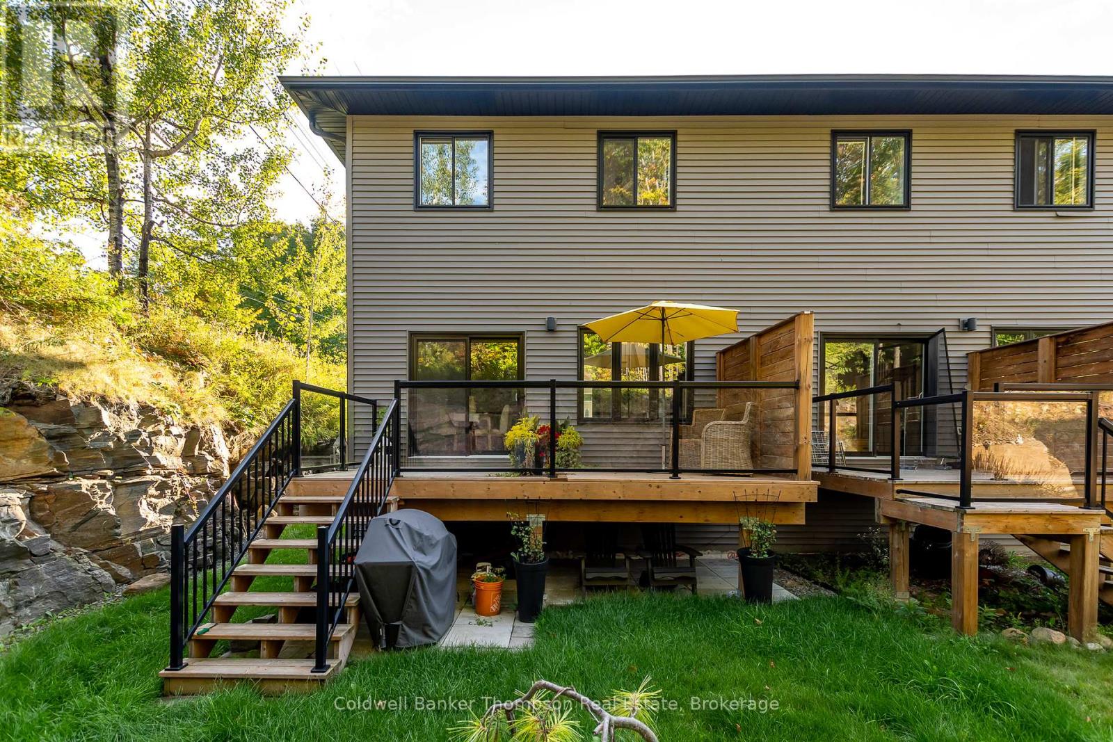 21 Cascade Lane, Huntsville, Ontario  P1H 1Y3 - Photo 35 - X12401039