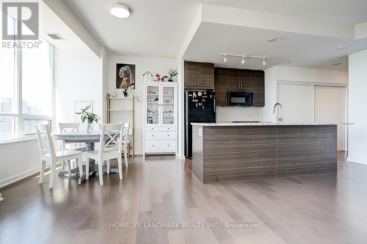 1006 - 70 Forest Manor Road, Toronto, Ontario  M2J 0A9 - Photo 12 - C12416504