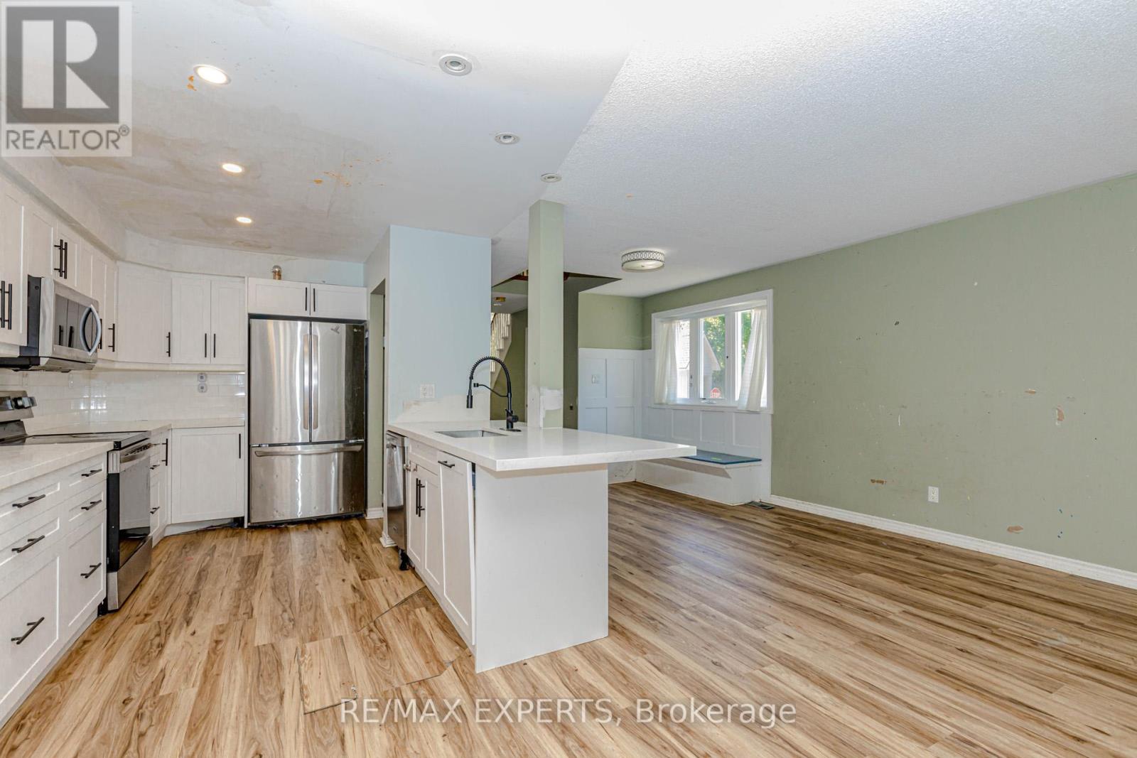 17b - 1084 Queen Street W, Mississauga, Ontario  L5H 4K4 - Photo 12 - W12416459