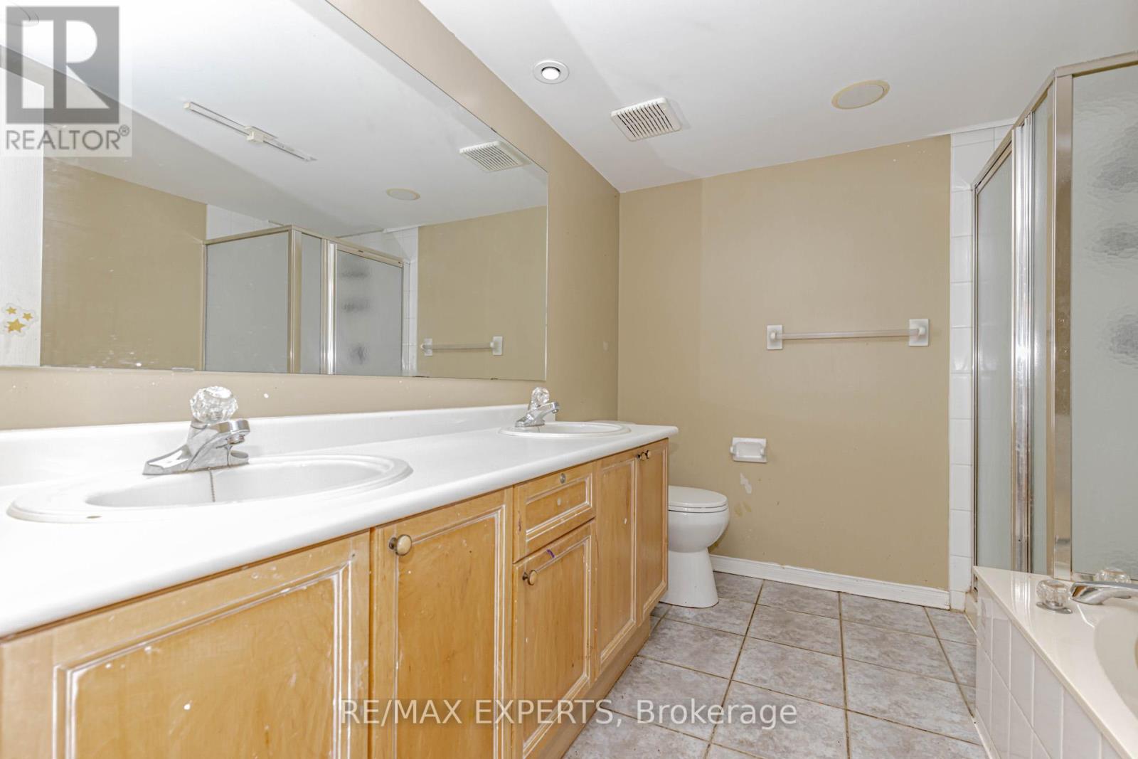 17b - 1084 Queen Street W, Mississauga, Ontario  L5H 4K4 - Photo 21 - W12416459