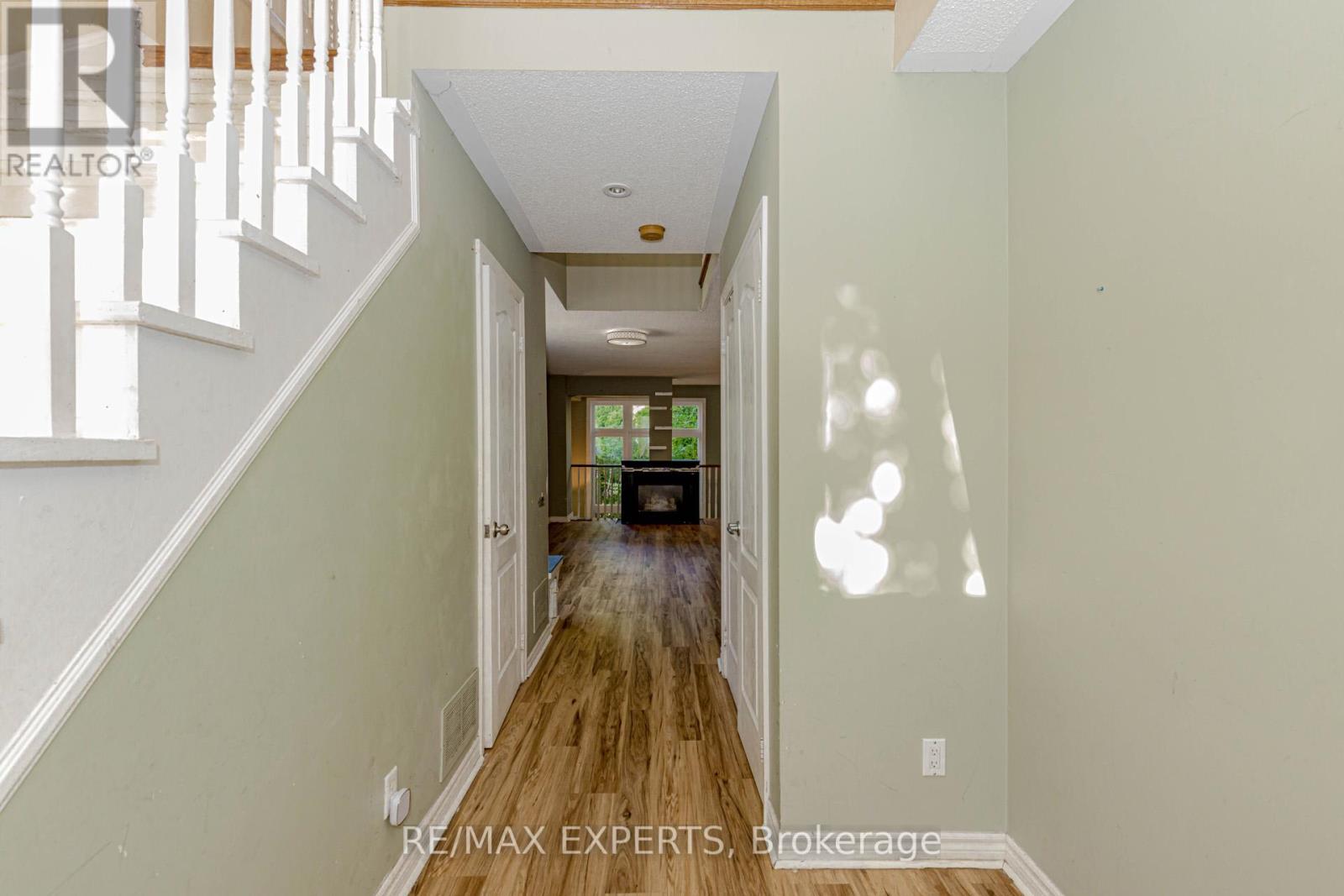 17b - 1084 Queen Street W, Mississauga, Ontario  L5H 4K4 - Photo 5 - W12416459