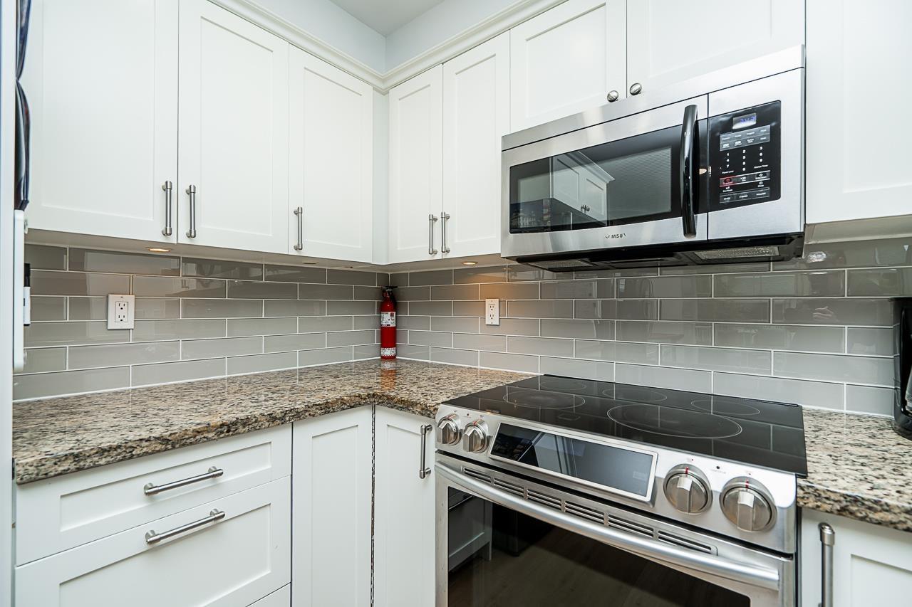 34 6568 193b Street, Surrey, British Columbia  V4N 5S2 - Photo 12 - R3049978