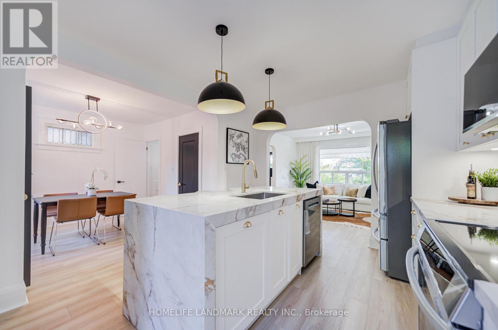 5 Beachview Crescent, Toronto (East End-Danforth), Ontario  M4E 2L4 - Photo 18 - E12408269