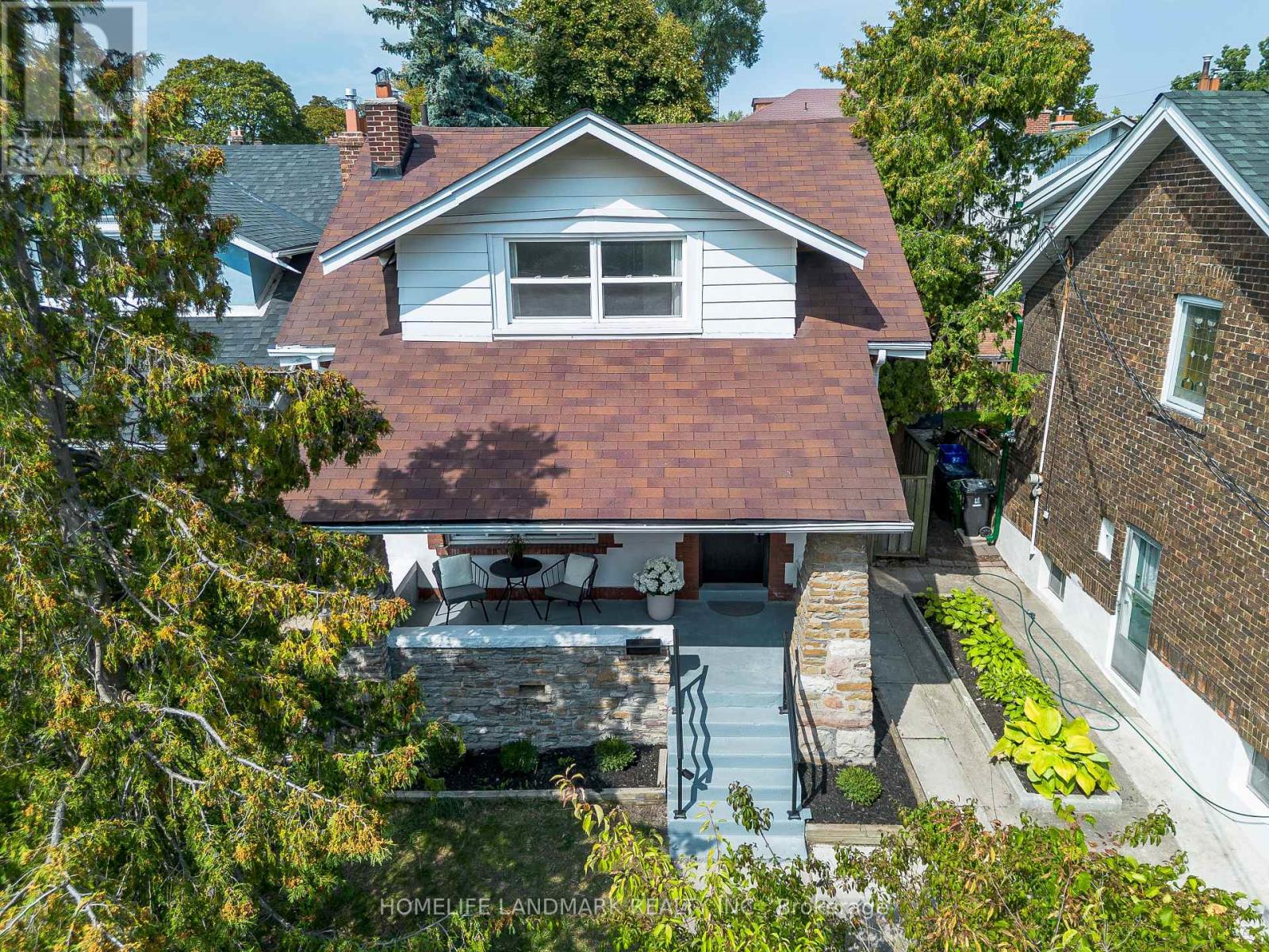 5 Beachview Crescent, Toronto (East End-Danforth), Ontario  M4E 2L4 - Photo 4 - E12408269