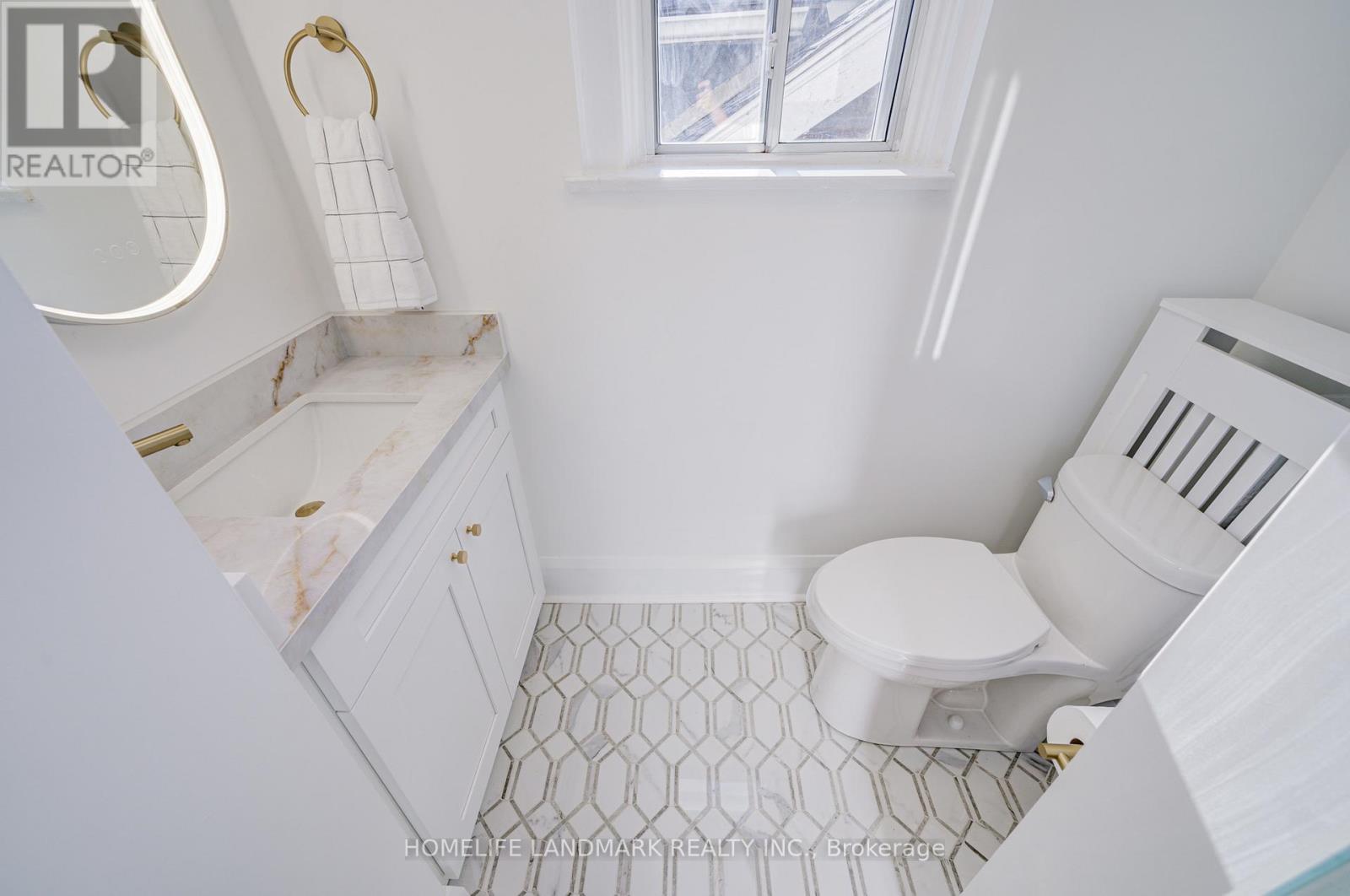 5 Beachview Crescent, Toronto (East End-Danforth), Ontario  M4E 2L4 - Photo 34 - E12408269