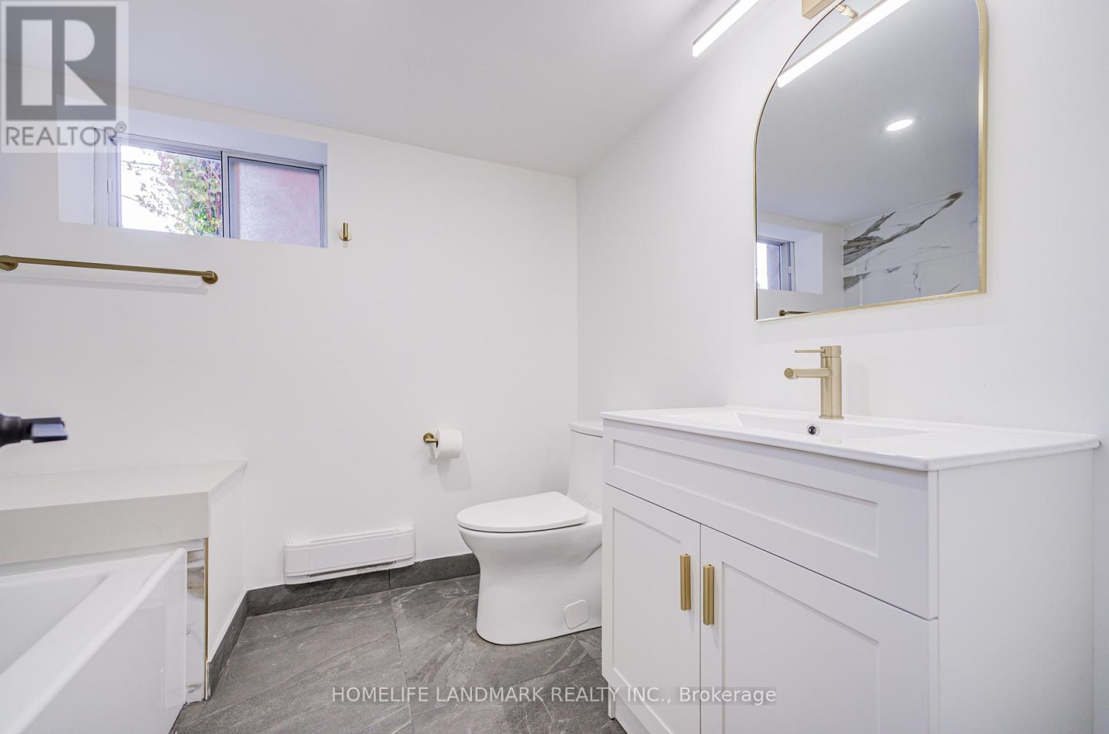 5 Beachview Crescent, Toronto (East End-Danforth), Ontario  M4E 2L4 - Photo 41 - E12408269