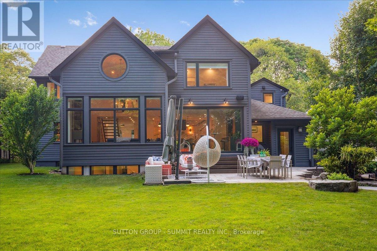 1100 Cedar Grove Boulevard, Oakville, Ontario  L6J 2C4 - Photo 44 - W12416487