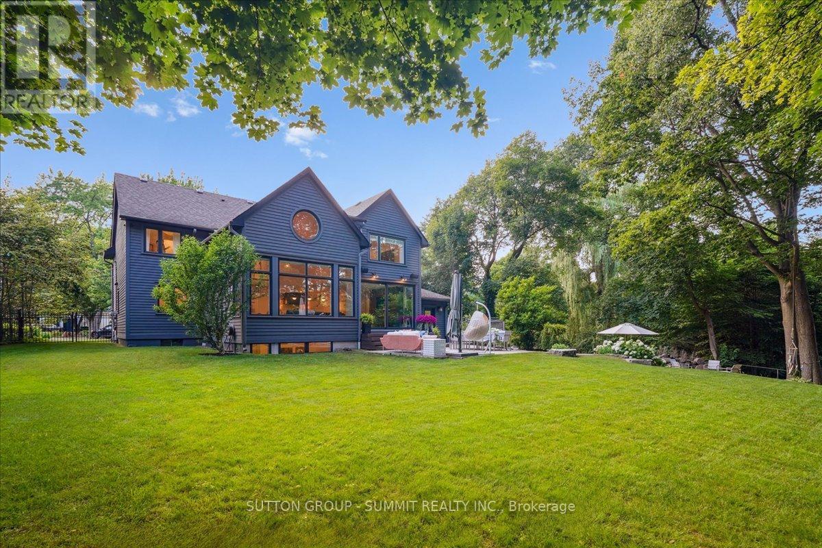 1100 Cedar Grove Boulevard, Oakville, Ontario  L6J 2C4 - Photo 45 - W12416487