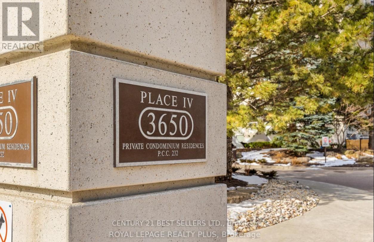 1803 - 3650 Kaneff Crescent, Mississauga, Ontario  L5A 4A1 - Photo 2 - W12416499