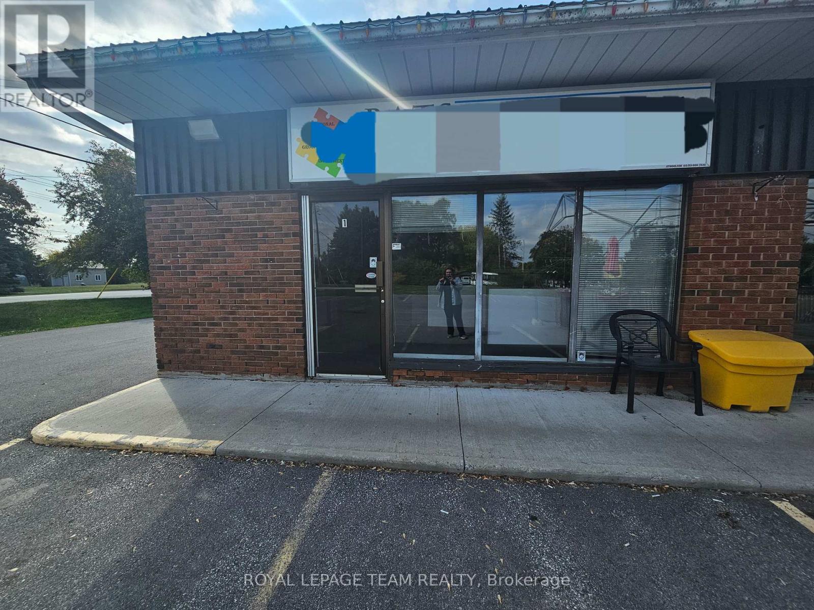 UNIT 1 - 2858 MUNSTER ROAD, ottawa, Ontario
