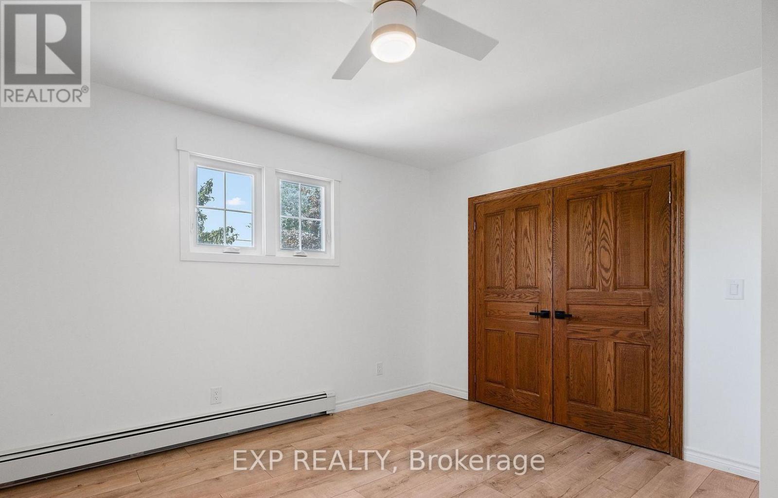 3054 Thunder Bay Road, Fort Erie, Ontario  L0S 1N0 - Photo 13 - X12416513