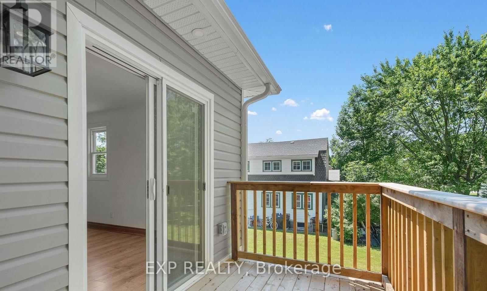 3054 Thunder Bay Road, Fort Erie, Ontario  L0S 1N0 - Photo 15 - X12416513