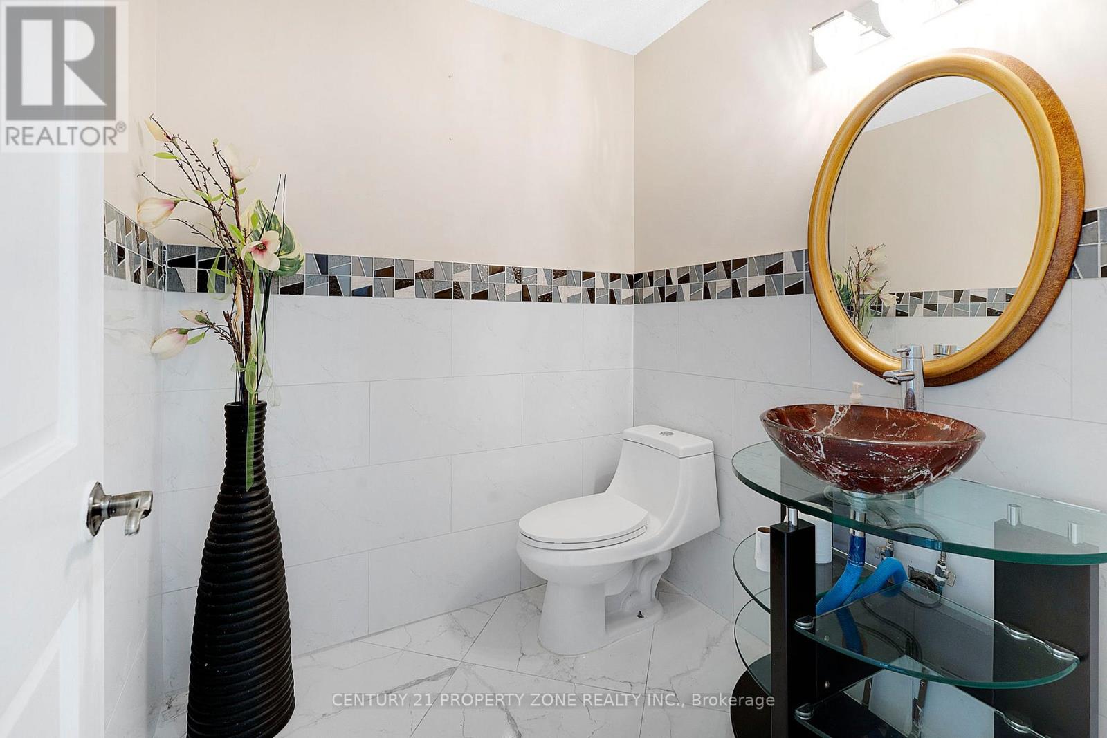 15 Royal York Court, Brant, Ontario  N0E 1N0 - Photo 21 - X12416474