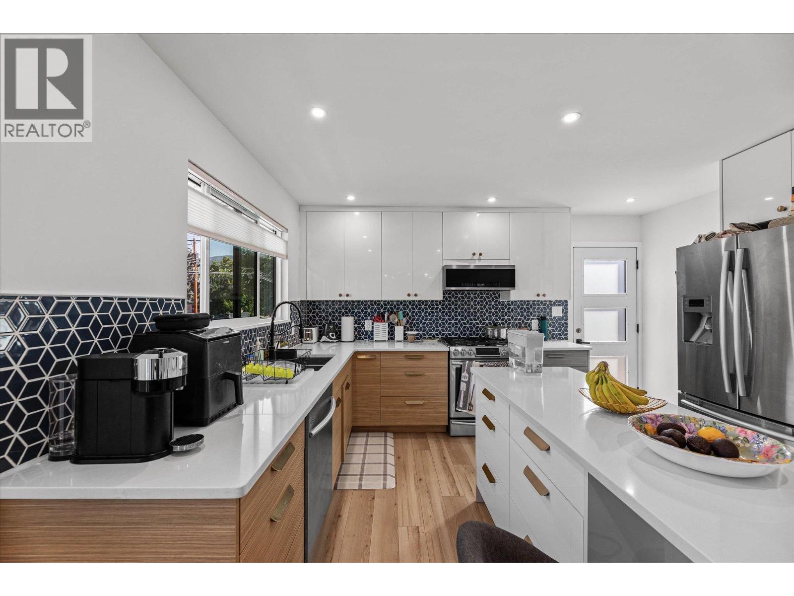875 Belgo Road, Kelowna, British Columbia  V1X 3A8 - Photo 10 - 10362354