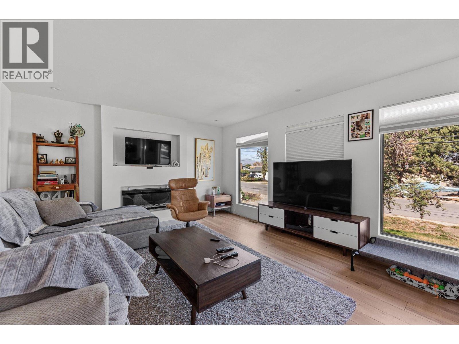 875 Belgo Road, Kelowna, British Columbia  V1X 3A8 - Photo 7 - 10362354