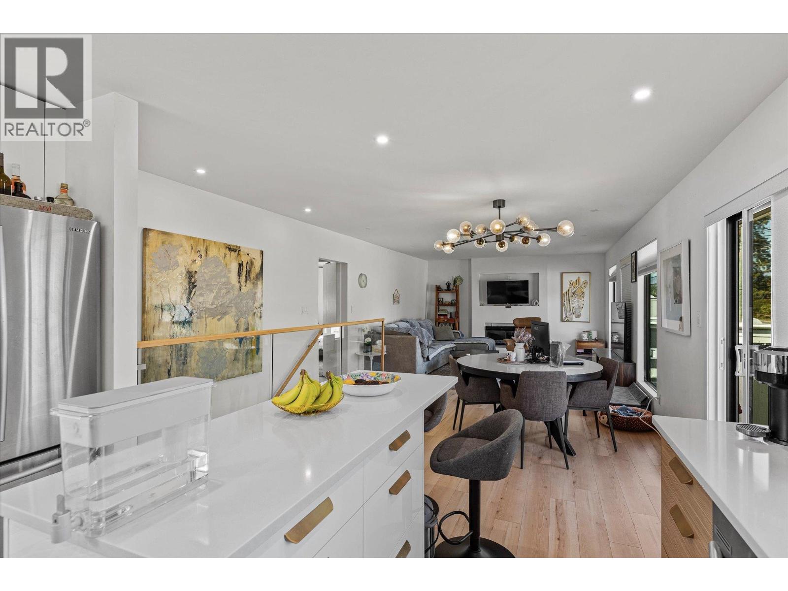 875 Belgo Road, Kelowna, British Columbia  V1X 3A8 - Photo 13 - 10362354