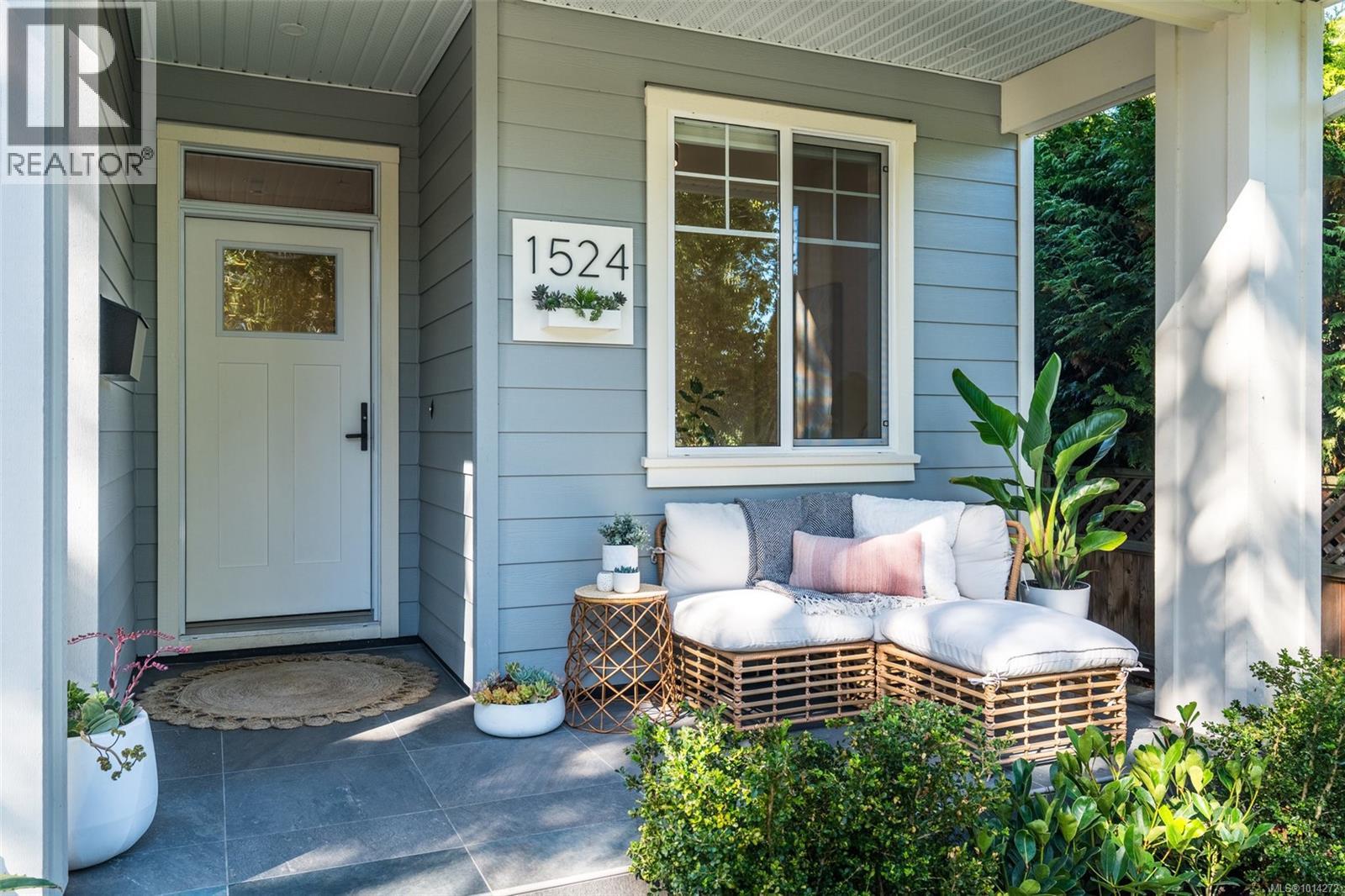 Property at 1524 Davie St image 4
