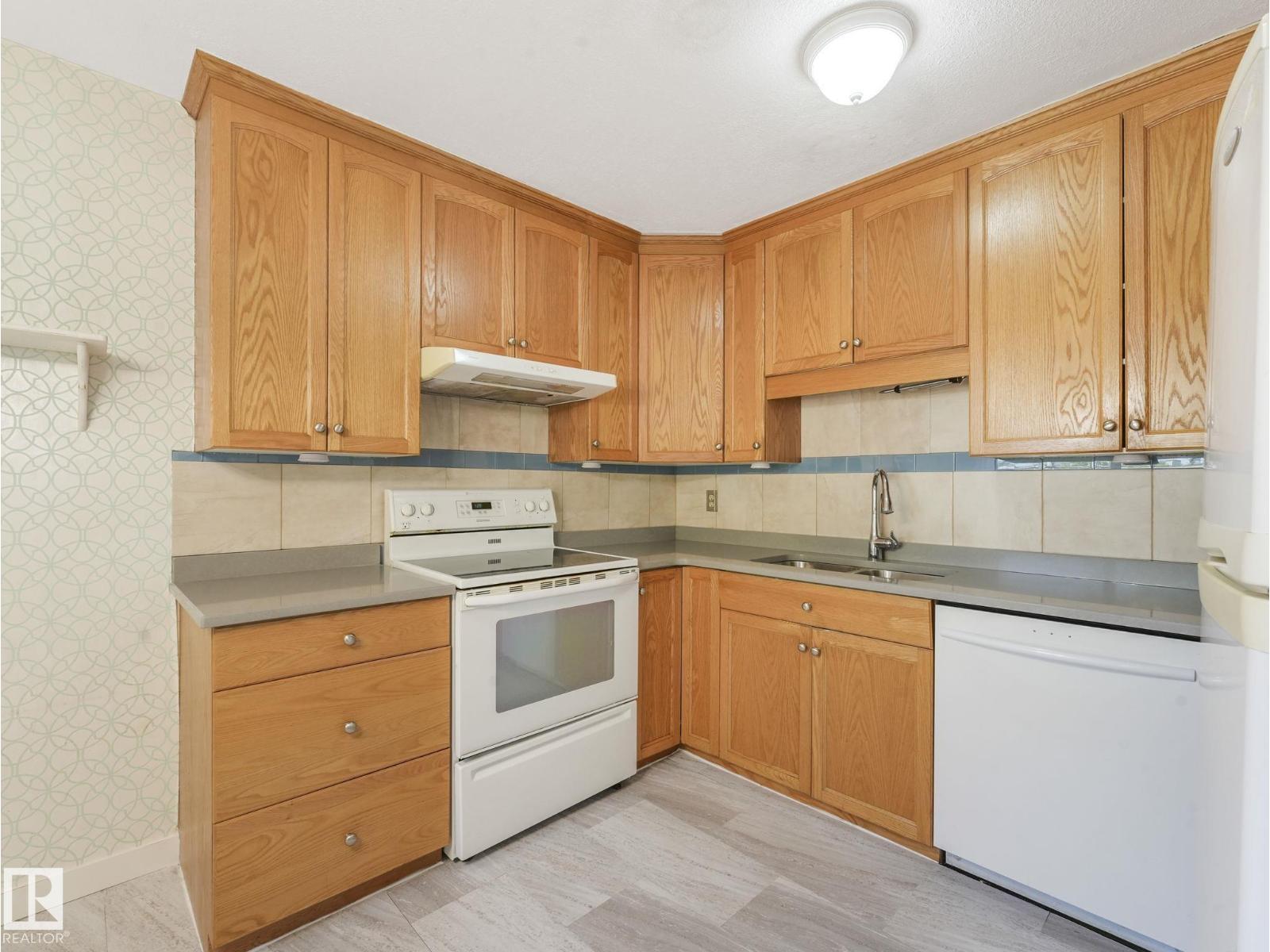 18351 93 Av Nw, Edmonton, Alberta  T5T 1V2 - Photo 12 - E4456488