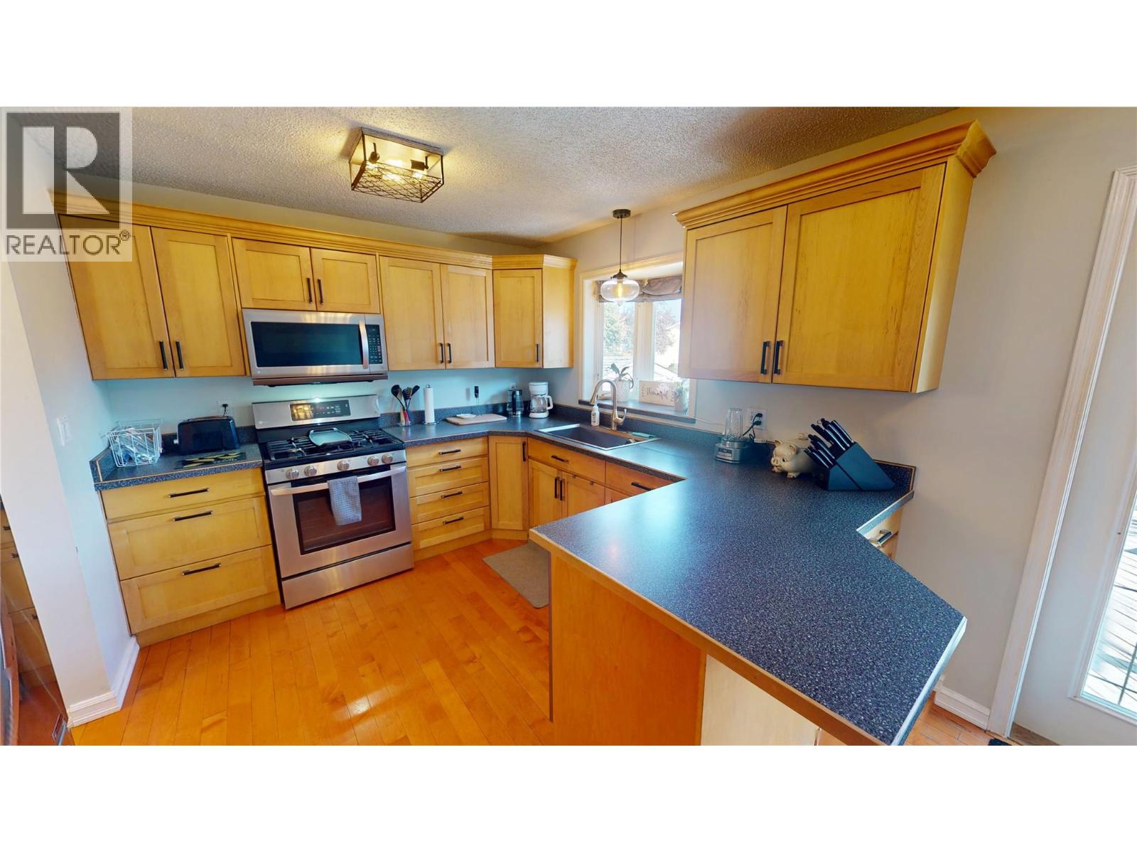 316 22nd Avenue S, Cranbrook, British Columbia  V1C 5K8 - Photo 8 - 10363405