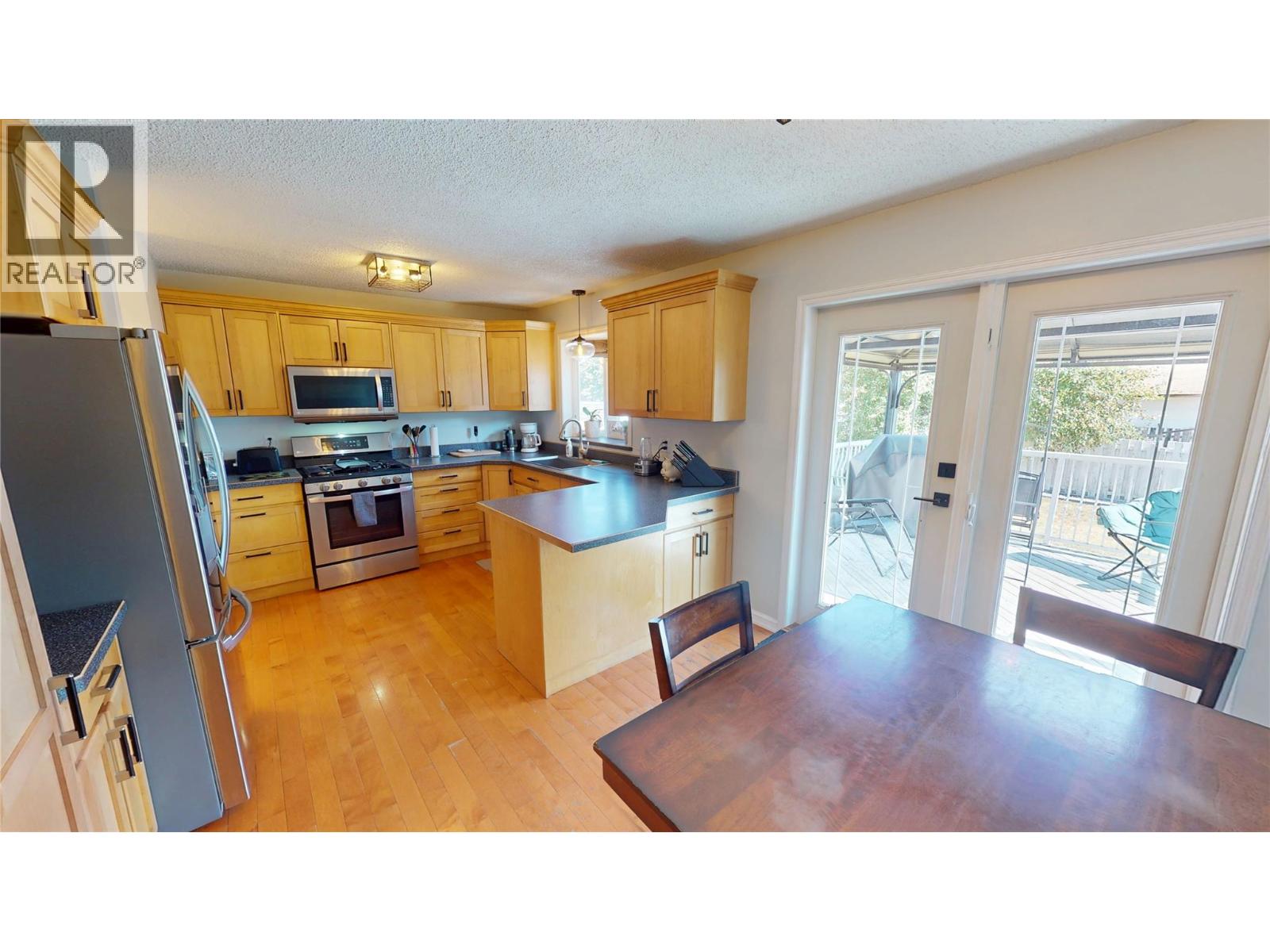 316 22nd Avenue S, Cranbrook, British Columbia  V1C 5K8 - Photo 11 - 10363405