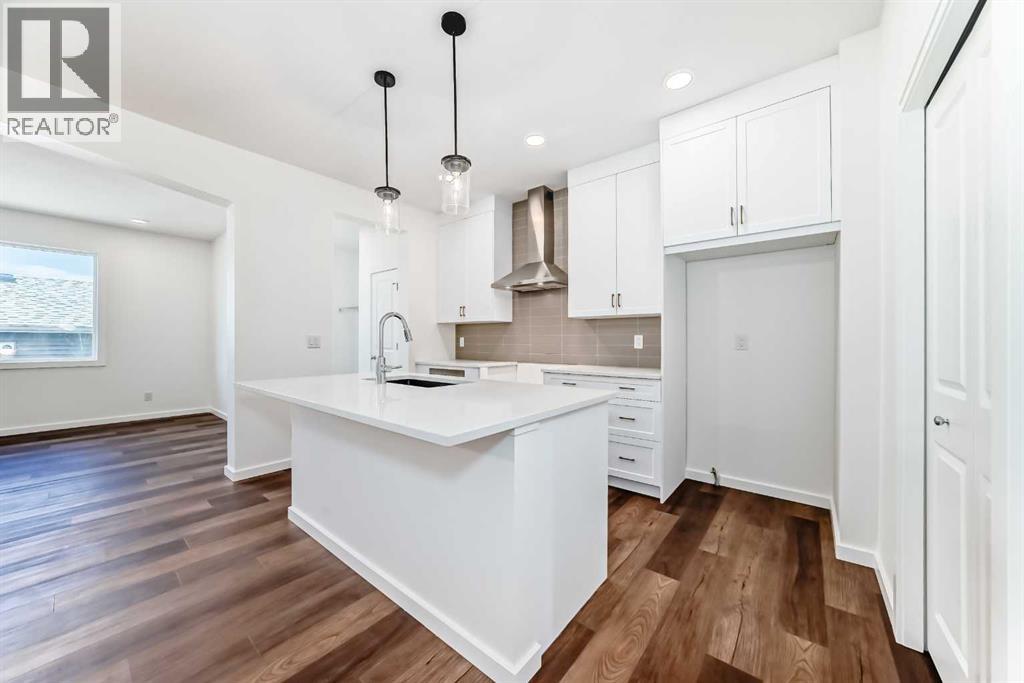 12 Starling Place Nw, Calgary, Alberta  T3P 2V7 - Photo 7 - A2254739