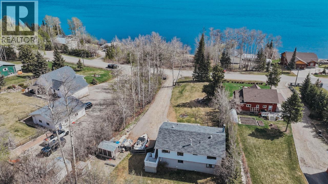 13223 Lakeshore Drive, Fort St. John, British Columbia  V0C 1H0 - Photo 4 - R3050118