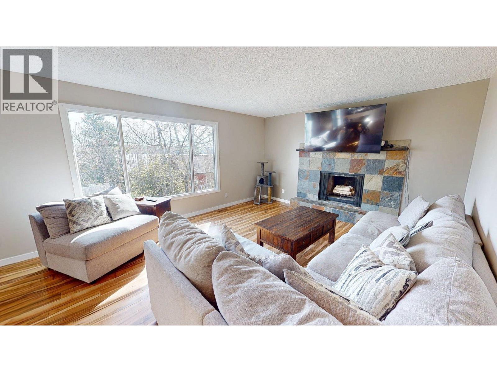 13223 Lakeshore Drive, Fort St. John, British Columbia  V0C 1H0 - Photo 10 - R3050118