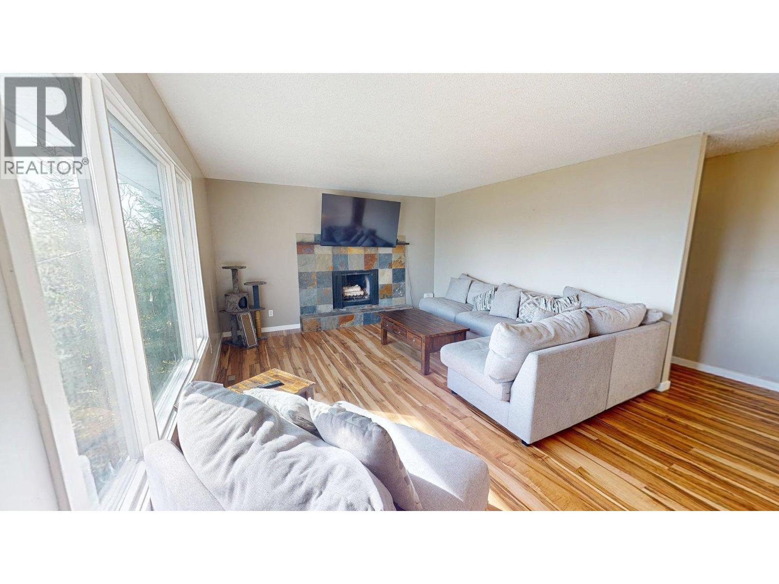 13223 Lakeshore Drive, Fort St. John, British Columbia  V0C 1H0 - Photo 9 - R3050118