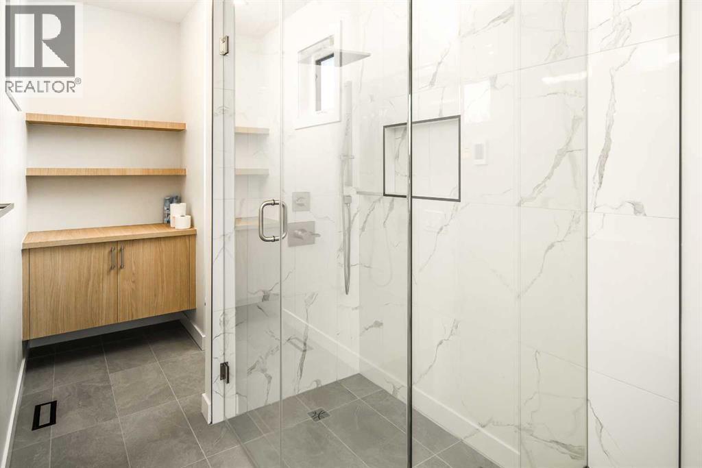2827 Cochrane Road Nw, Calgary, Alberta  T2M 4J1 - Photo 38 - A2245039