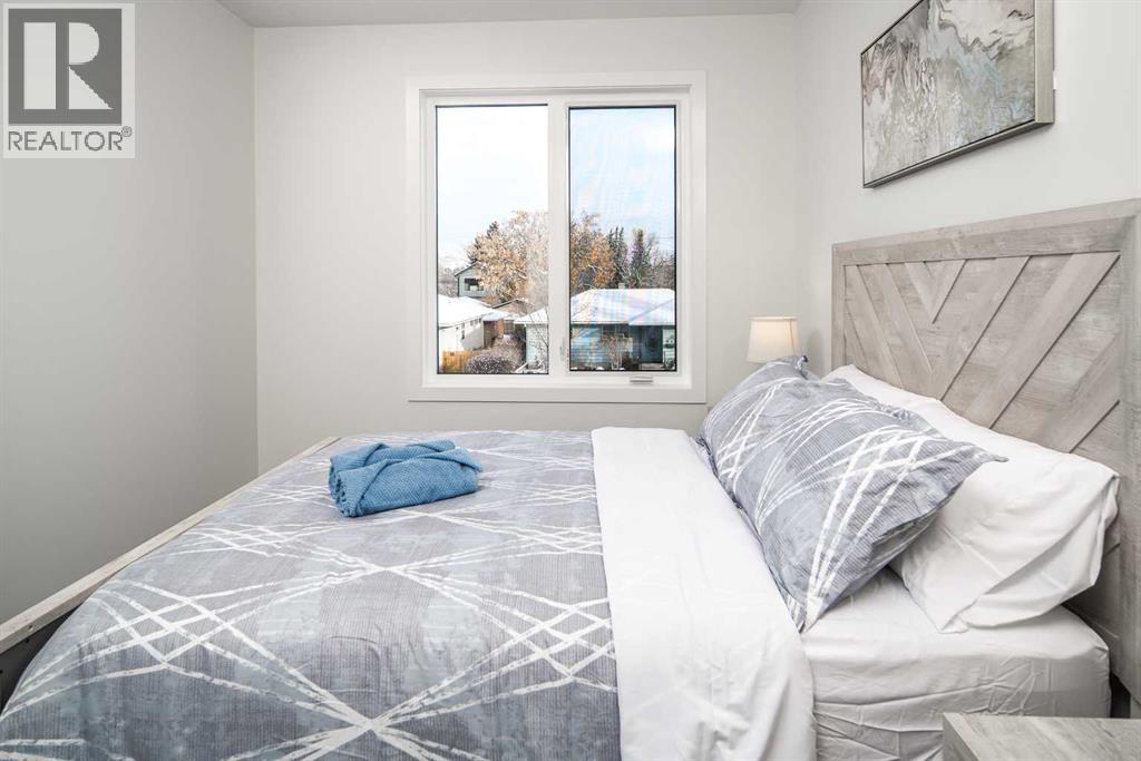 2827 Cochrane Road Nw, Calgary, Alberta  T2M 4J1 - Photo 33 - A2245039